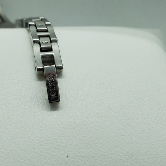 Guess Ladies Watch - Picture 8 of 14